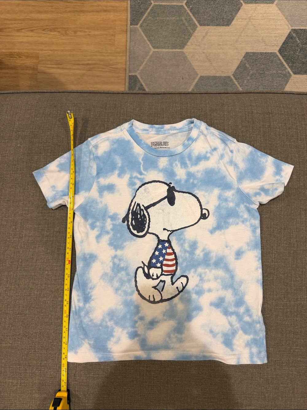 Kids Peanuts Blue Tie-Dye Snoopy Graphic Tee Youth Small